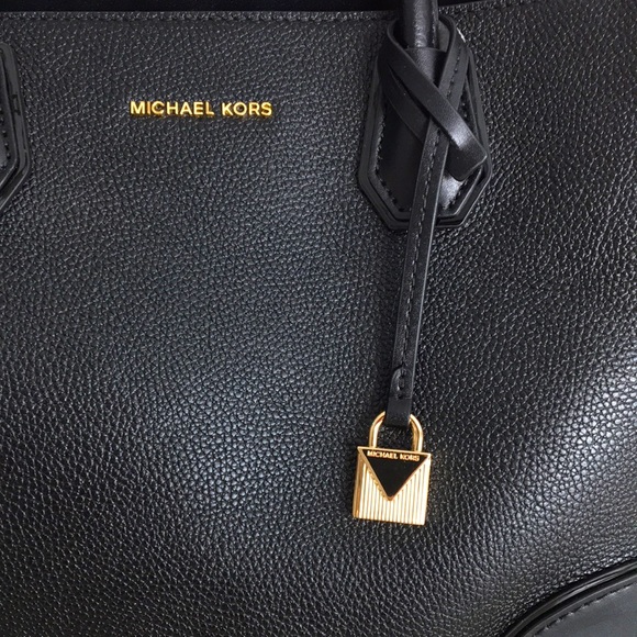 SOLD!!! MICHAEL Michael Kors Studio Mercer Gallery Black Tote NWT - Picture 3 of 13